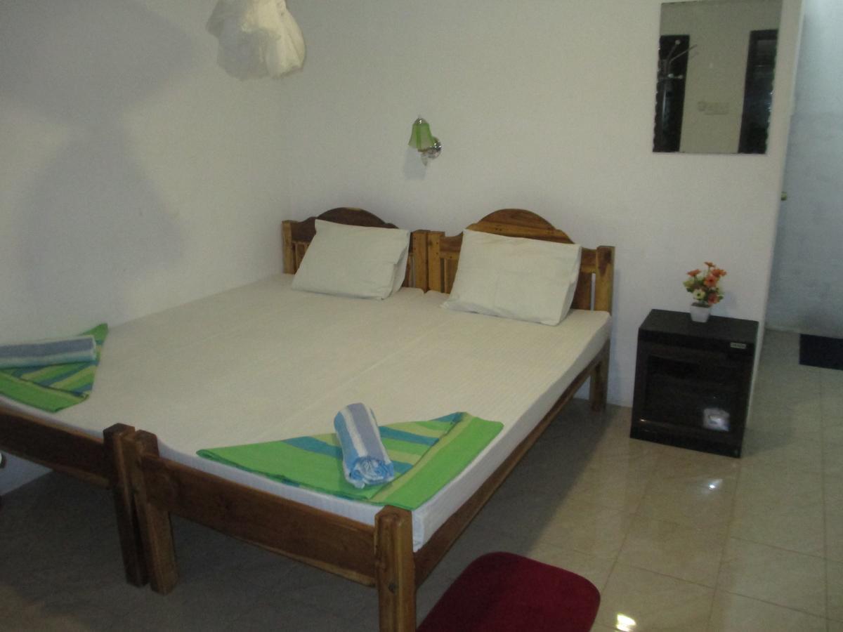 Uppuveli Beach House ตรินโคมาลี ภายนอก รูปภาพ