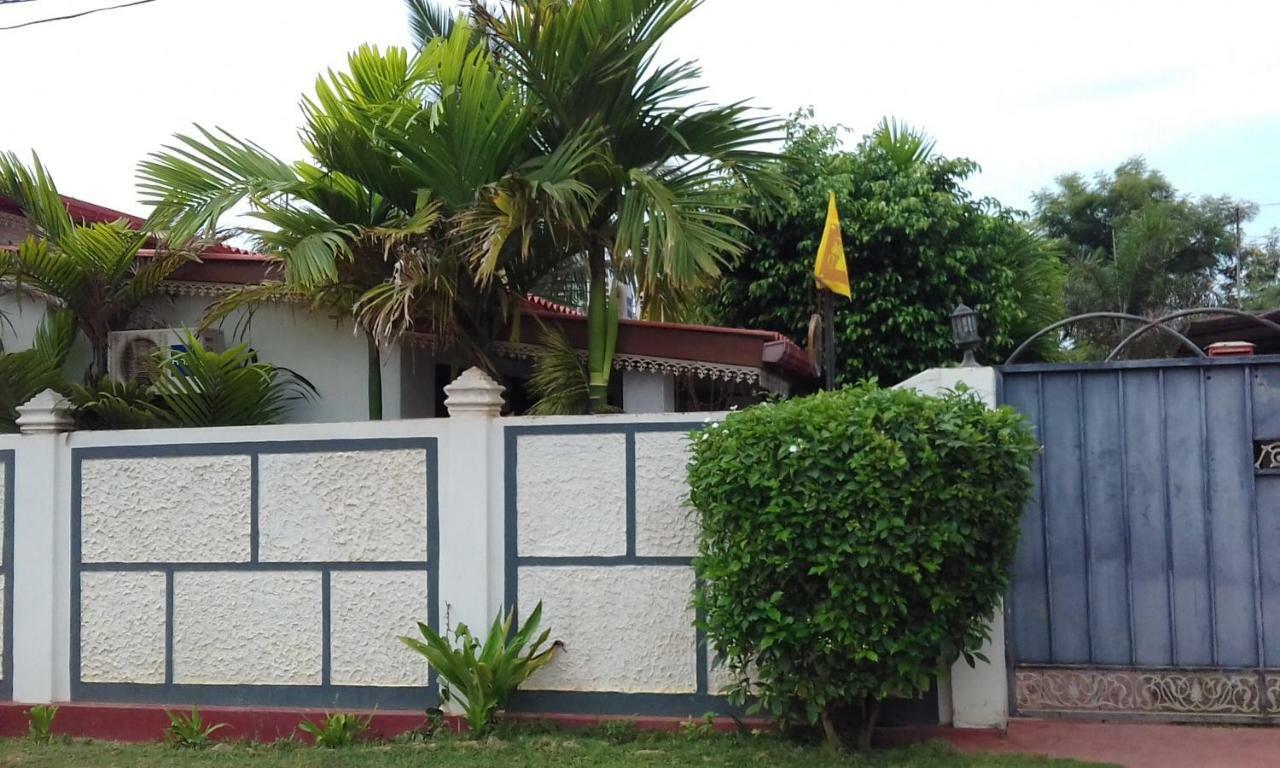 Uppuveli Beach House ตรินโคมาลี ภายนอก รูปภาพ
