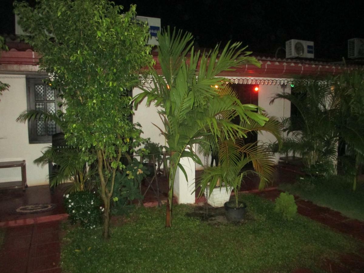 Uppuveli Beach House ตรินโคมาลี ภายนอก รูปภาพ